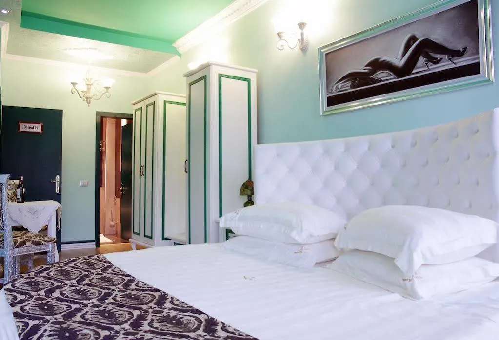 Hotel Boutique Vila Fernando Tirana