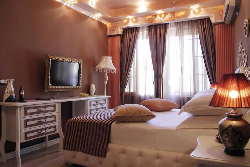Hotel Boutique Vila Fernando Tirana